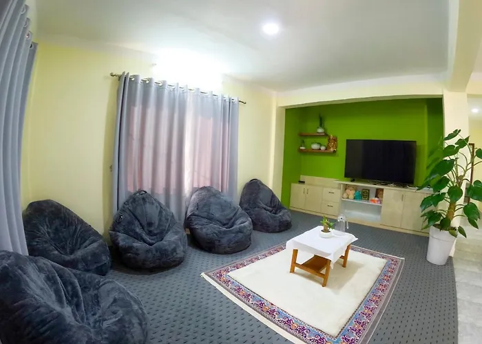Everestairbnb 3bhk Family In Budhanilkantha